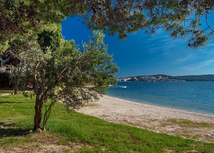 Dana Апартаменти *