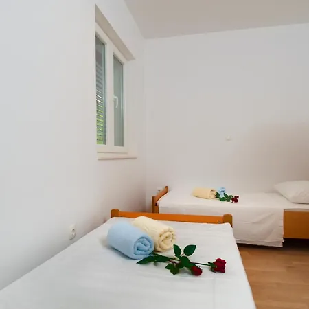 Dana Appartement *